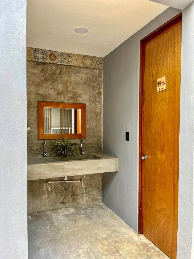 Ariché Valladolid Hotel&Hostal Extérieur photo
